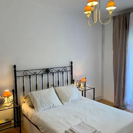 N&e - Avd San Rosendo Apartment *