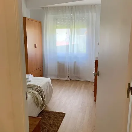 N&e - Avd San Rosendo Apartamento *