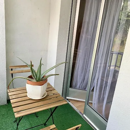 N&e - Avd San Rosendo Apartment Celanova